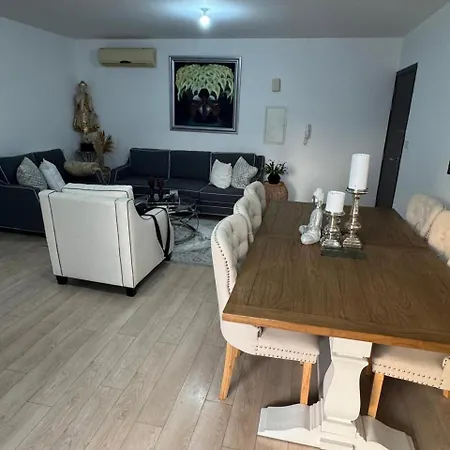 Elegant Escape In Apartman *
