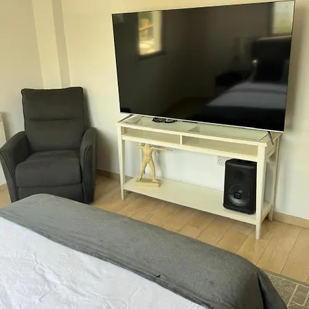 公寓 Elegant Escape In 尼科西亚